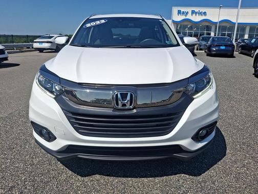Platinum White 2022 Honda HR-V EX