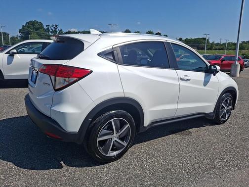 Platinum White 2022 Honda HR-V EX