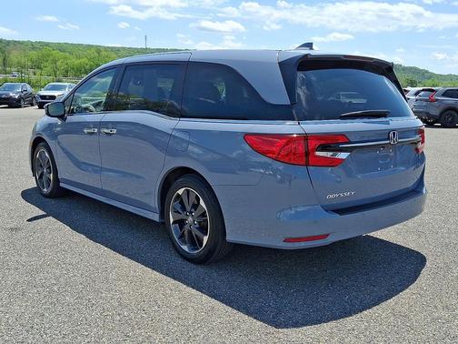 Sonic Gray Pearl - GA 2024 Honda Odyssey Elite