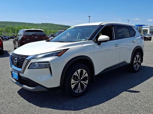 Pearl White Tricoat - QAB 2023 Nissan Rogue SV