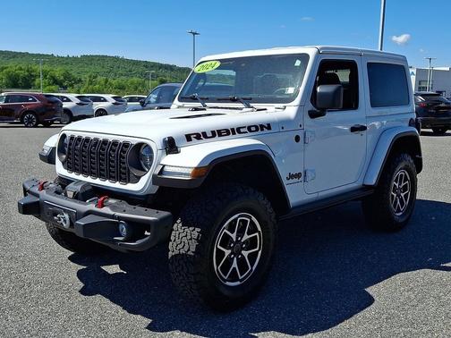 Bright White Clearcoat 2024 Jeep Wrangler Rubicon