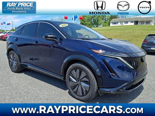 Deep Ocean Blue Pearl/Black Diamond Pearl 2023 Nissan ARIYA ENGAGE