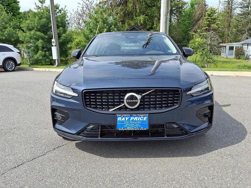 Denim Blue Metallic - 723 2025 Volvo S60 B5 Core