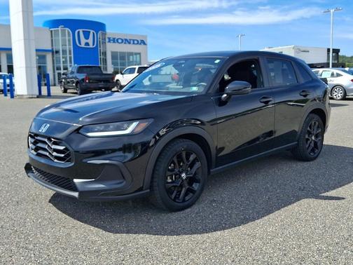 Crystal Black Pearl 2025 Honda HR-V AWD Sport
