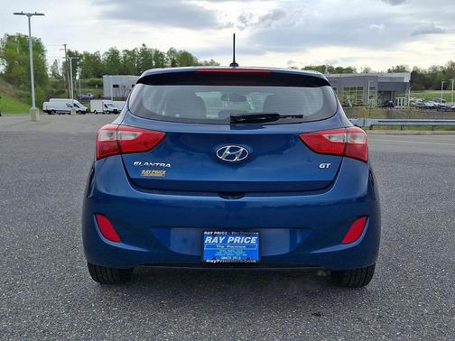 Windy Sea Blue 2016 Hyundai Elantra GT Base