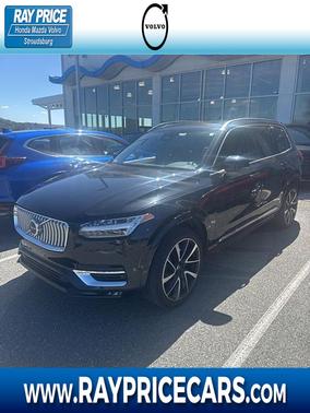Onyx Black Metallic 2023 Volvo XC90 B6 Plus 7-Seater