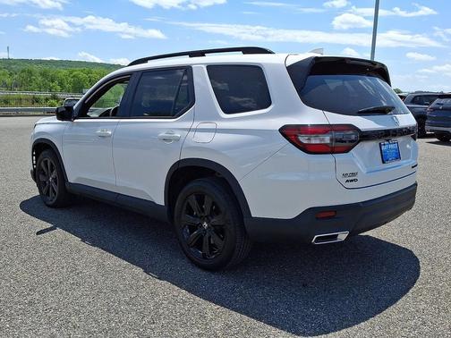Platinum White Pearl - WX 2025 Honda Pilot Black Edition