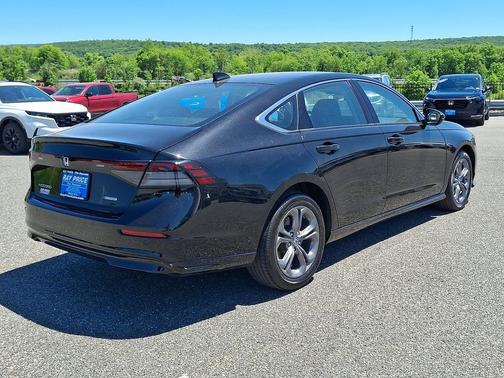 Crystal Black Pearl 2024 Honda Accord Hybrid EX-L