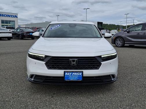 Platinum White Pearl 2024 Honda Accord Hybrid Touring