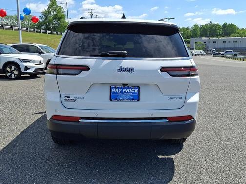 Bright White Clearcoat - PW7 2022 Jeep Grand Cherokee L Limited