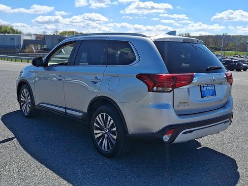Alloy Silver Metallic - U25 2020 Mitsubishi Outlander ES S-AWC