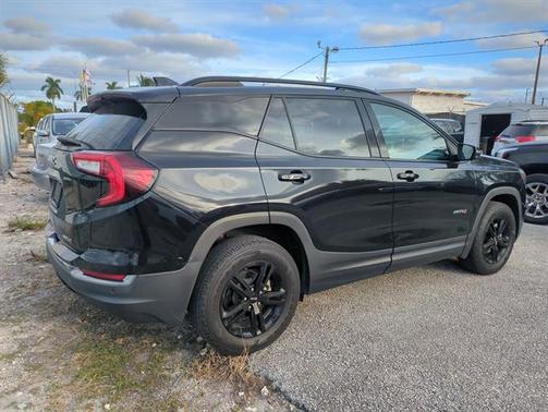 2022 GMC Terrain AWD AT4