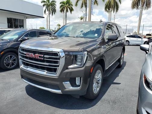 2021 GMC Yukon SLT