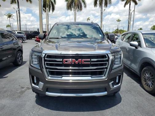 2021 GMC Yukon SLT