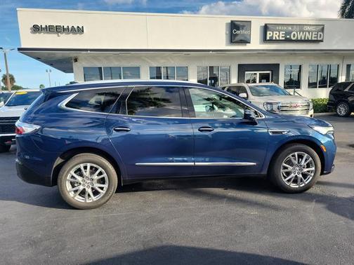 2023 Buick Enclave Premium FWD