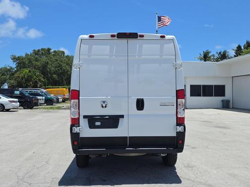 Bright White Clearcoat 2025 RAM ProMaster 2500 Tradesman