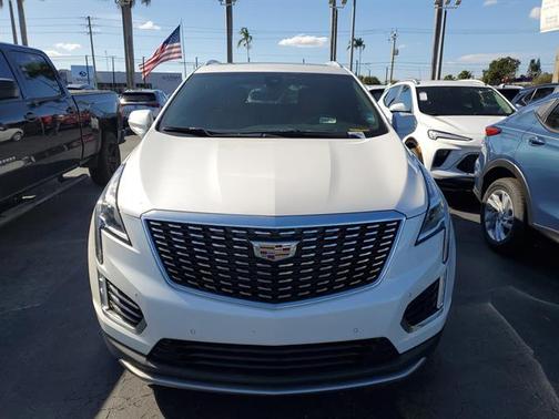 2022 Cadillac XT5 Premium Luxury
