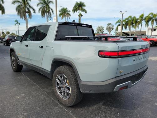 2022 Rivian R1T Adventure