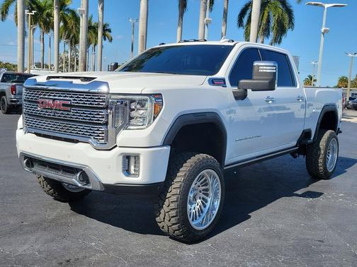 2022 GMC Sierra 2500 Denali