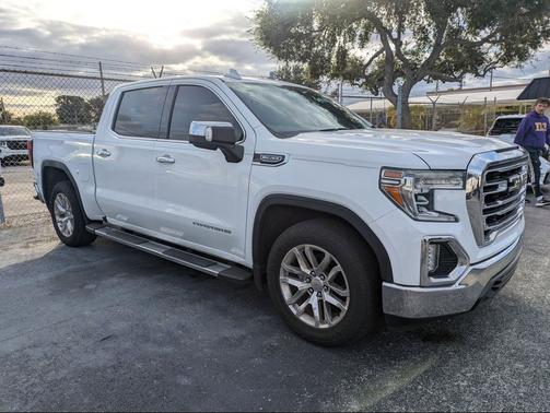 2021 GMC Sierra 1500 SLT