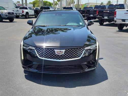 2022 Cadillac CT4 Premium Luxury