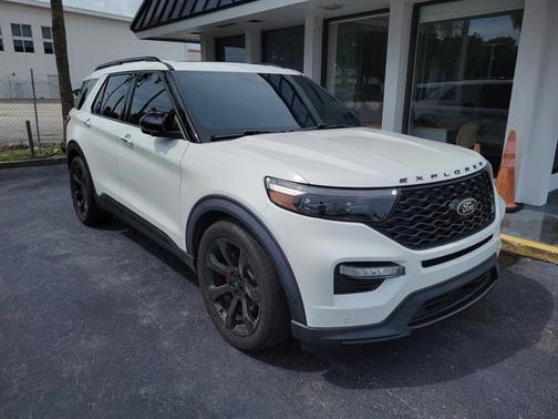2022 Ford Explorer ST