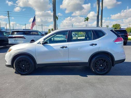 2016 Nissan Rogue S