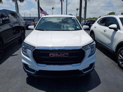 2022 GMC Terrain SLE