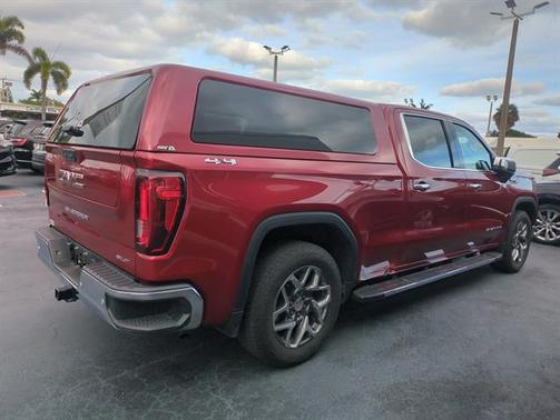 2023 GMC Sierra 1500 SLT