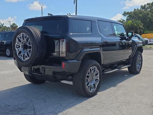 Void Black 2025 GMC HUMMER EV SUV 3X