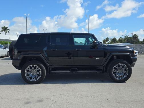 Void Black 2025 GMC HUMMER EV SUV 3X