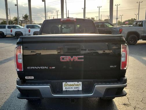 2018 GMC Canyon SLT