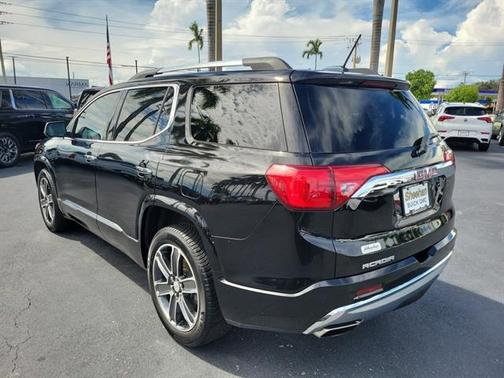 2017 GMC Acadia Denali