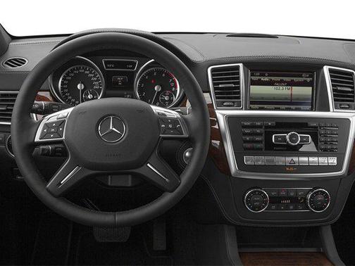 2014 Mercedes-Benz GL-Class GL 550 4MATIC