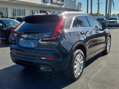 2023 Cadillac XT4 Luxury