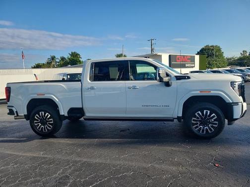 2025 GMC Sierra 2500 Denali Ultimate