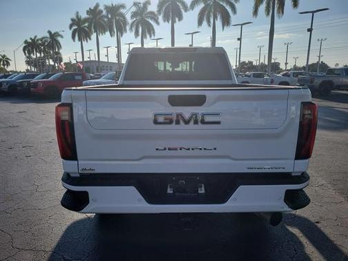 2025 GMC Sierra 2500 Denali Ultimate