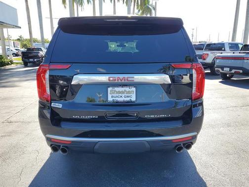 2022 GMC Yukon XL Denali