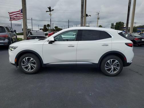 2022 Buick Envision FWD Essence