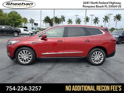Photo 3 of 33 of 2019 Buick Enclave Premium