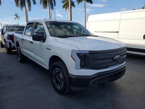 2022 Ford F-150 Lightning Pro