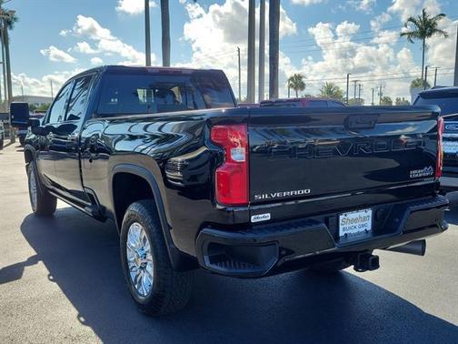 2022 Chevrolet Silverado 3500 High Country