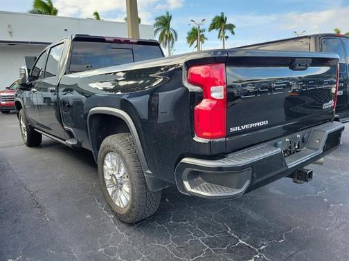 2022 Chevrolet Silverado 3500 High Country