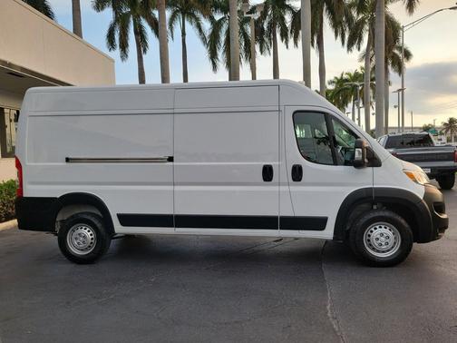 2025 RAM ProMaster 2500 Tradesman