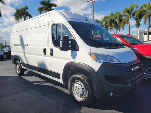 2025 RAM ProMaster 2500 Tradesman
