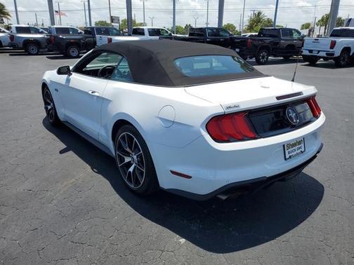 2021 Ford Mustang EcoBoost