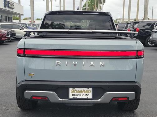 2022 Rivian R1T Adventure