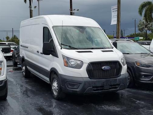 2022 Ford Transit-250 Base