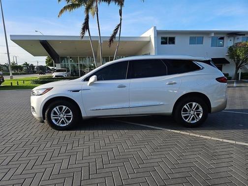 2018 Buick Enclave Essence