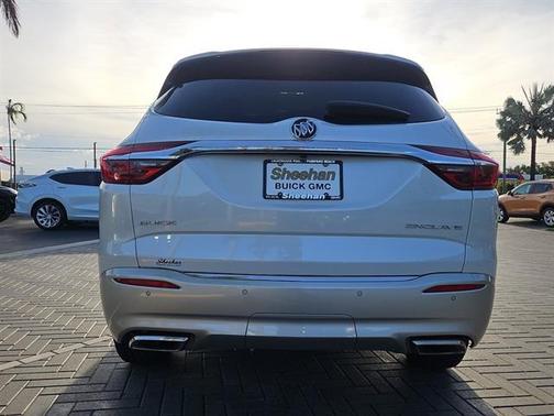 2018 Buick Enclave Essence